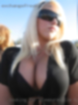 Looking for Milfs in Pleasureville, KY and Hotwives.